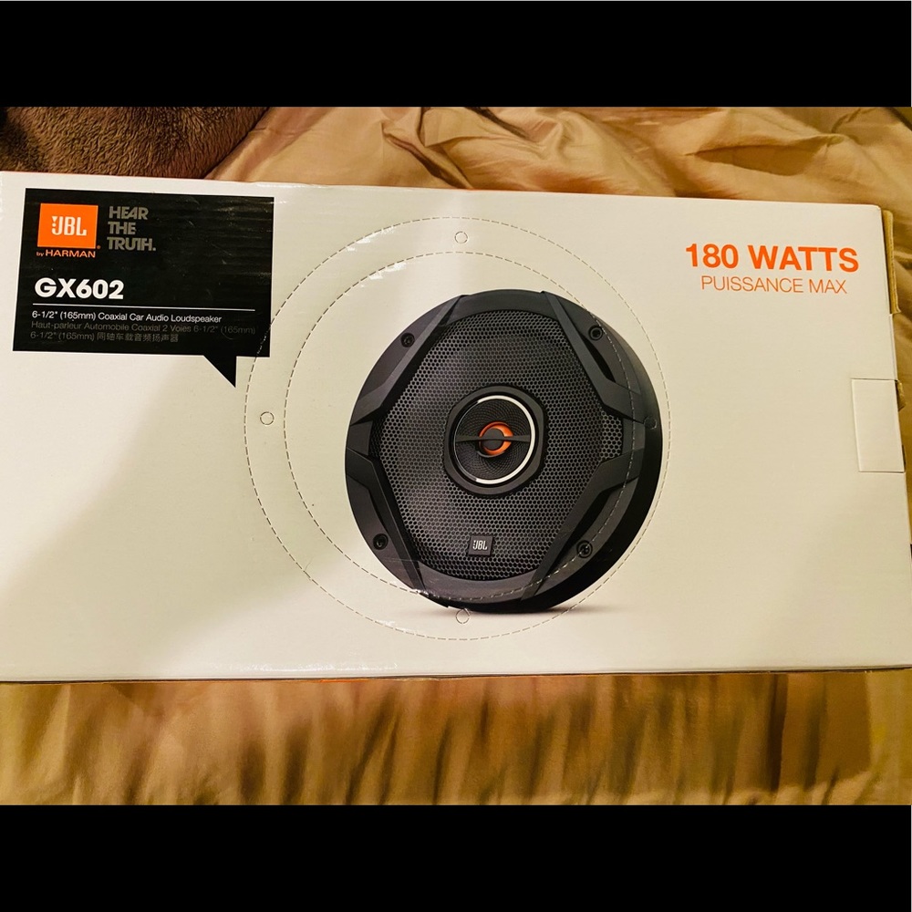 Car speaker